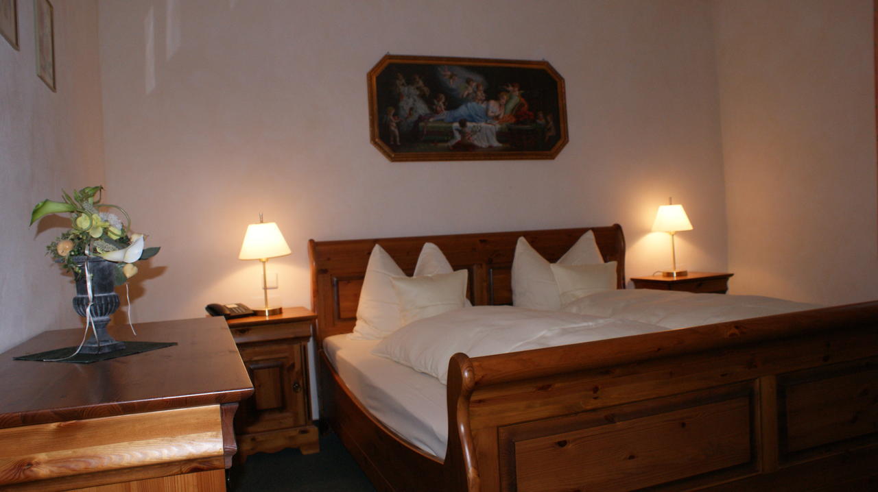 Landhotel Loenskrug Hellental Стая снимка