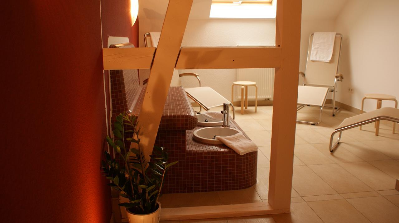Landhotel Loenskrug Hellental Екстериор снимка